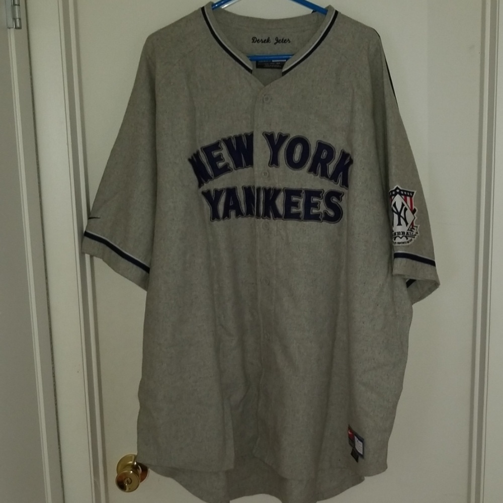 Throwback New York Yankees Derek Jeter Jersey